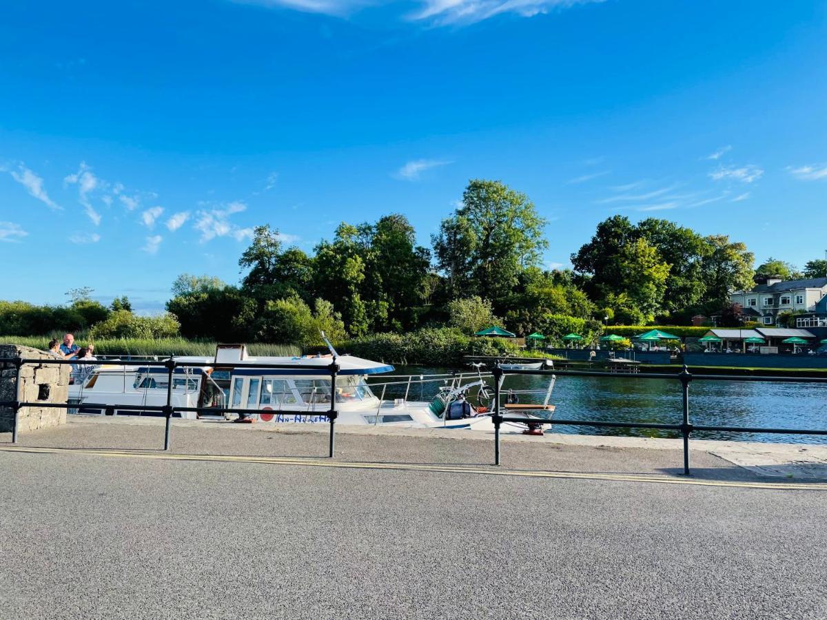A Room In Central Park Apts Carrick on Shannon エクステリア 写真